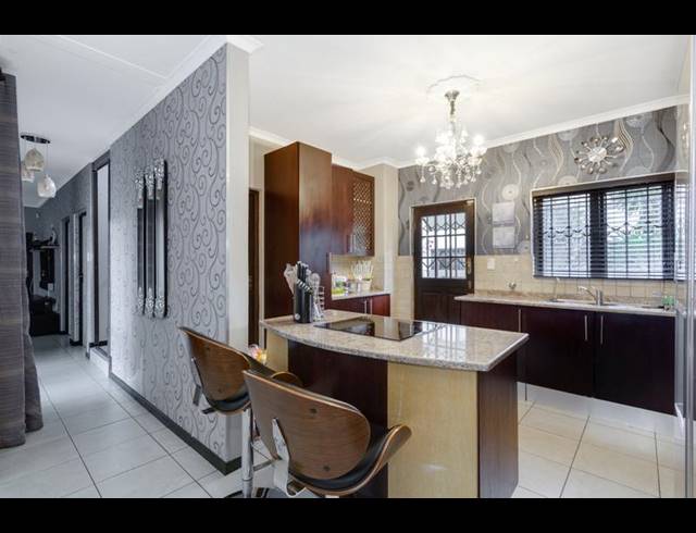 3 BEDROOM PROPERTY TO RENT IN BROADACRES